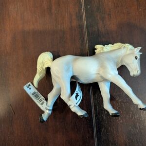 NWT 2019 Blip Toys White Horse Figure Animal Planet Small